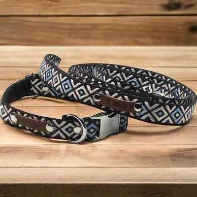 Finnigan's Wanderlust Whisker-Wearer Dog Collar 🐾-0
