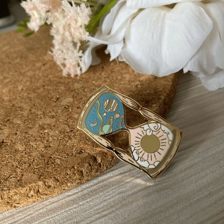 Celestial Hourglass (Pastel)