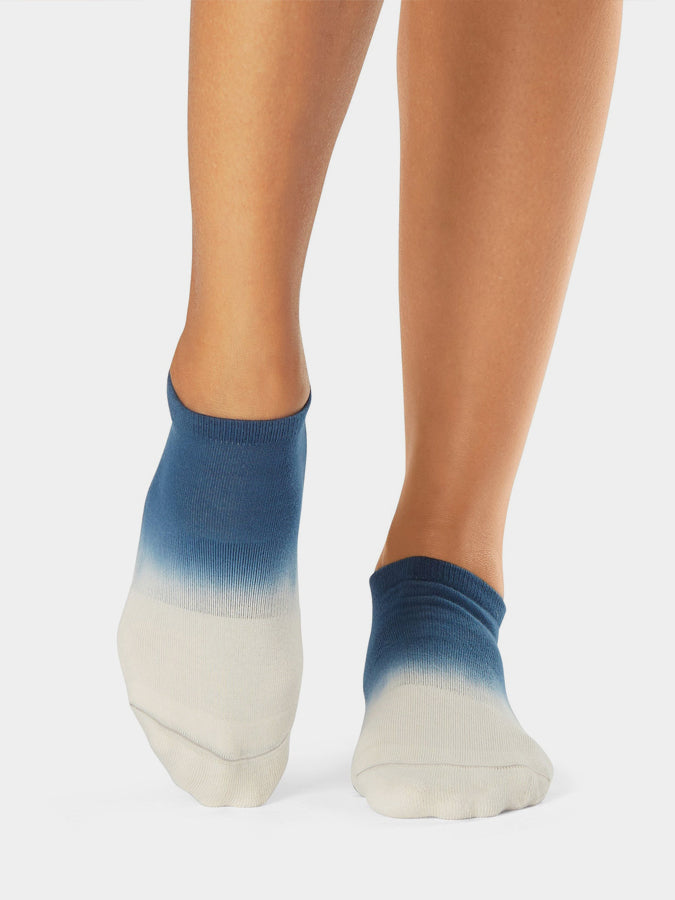 Tavi Savvy Grip Socks