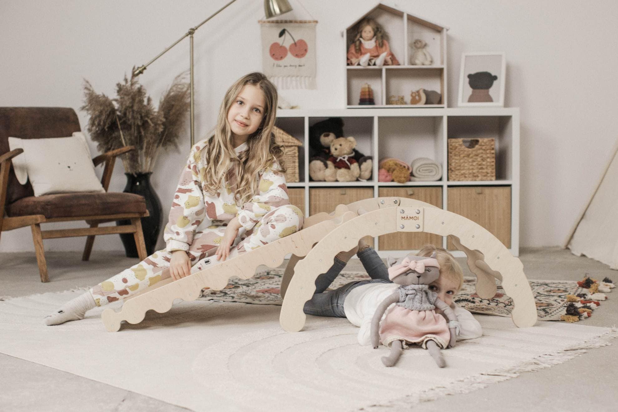 MAMOI® Indoor climbing frame for toddlers, Wooden baby gym with slide, Play gym rocker toys made of wood for toddler, Rockers montessori climbing frame age 1-3-5