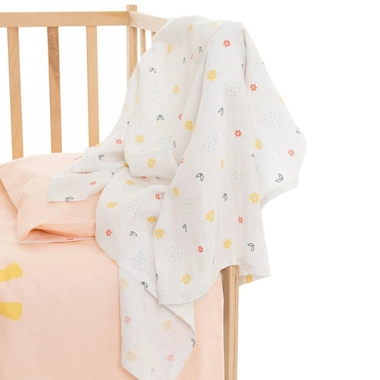 Little Dreams Girl Muslin Blanket - Patterned - mezetto