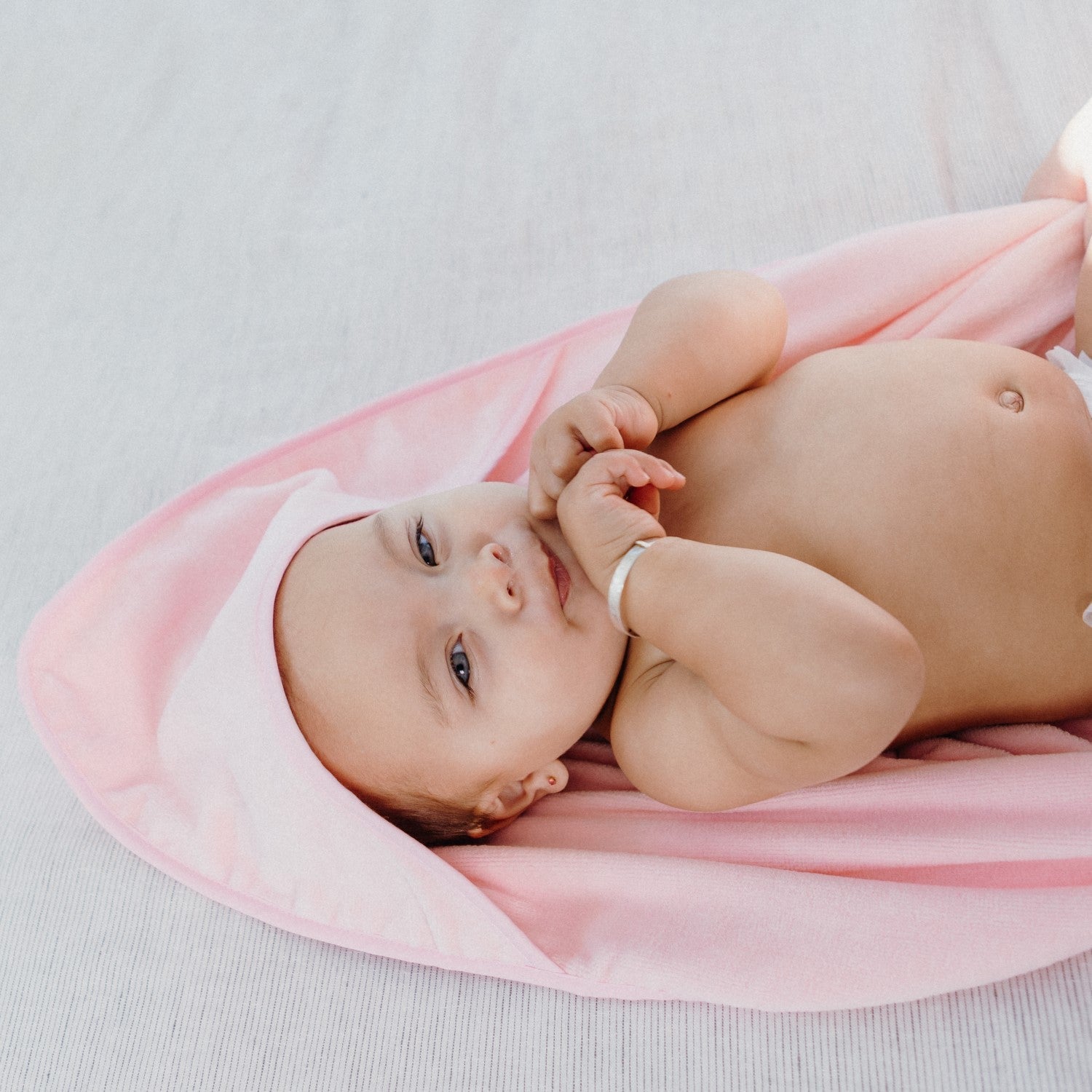 Mum 2 Mum Hooded Towel - Six Colours - mezetto Baby&More Baby&More