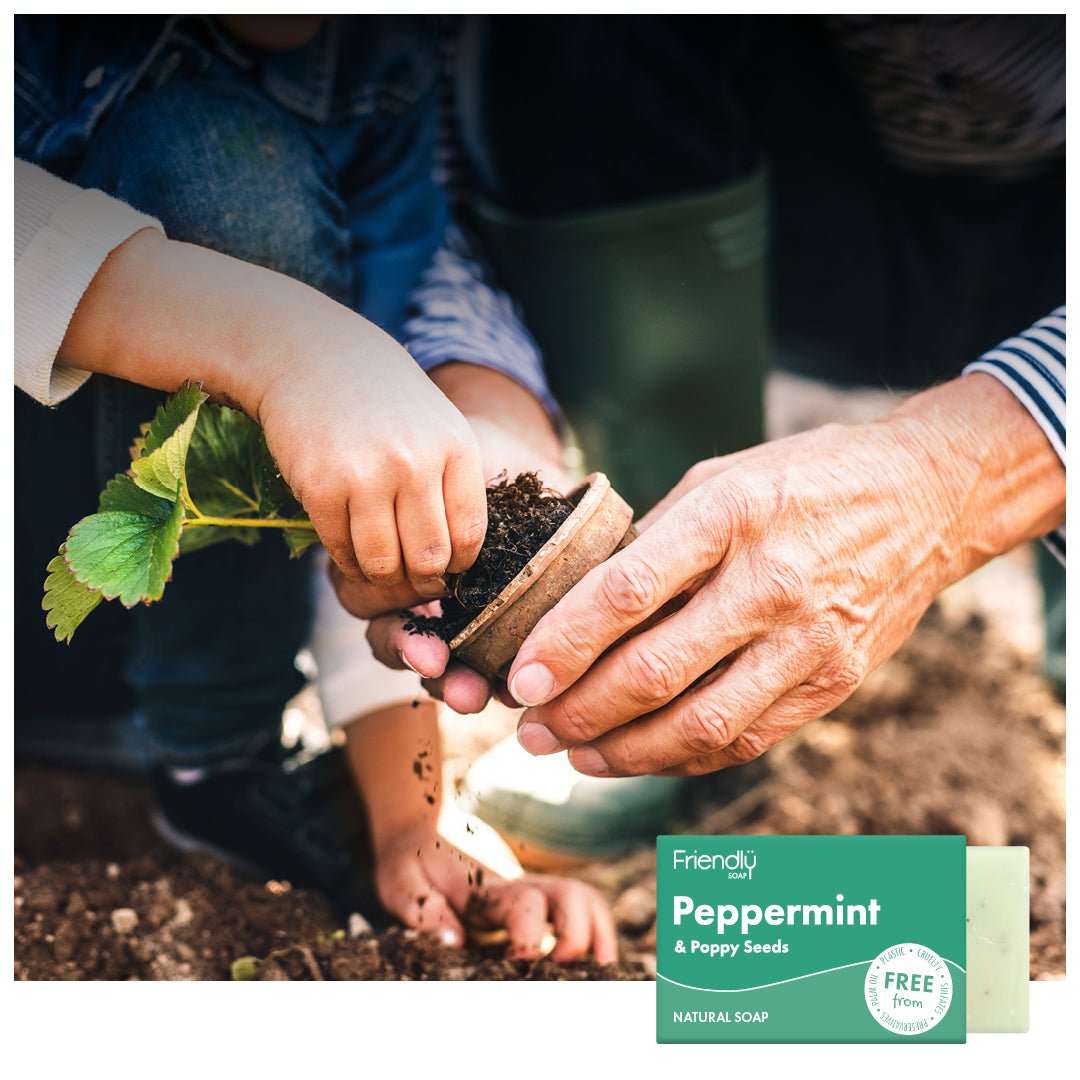 Peppermint & Poppyseeds Natural Soap - mezetto Friendly Soap Friendly Soap