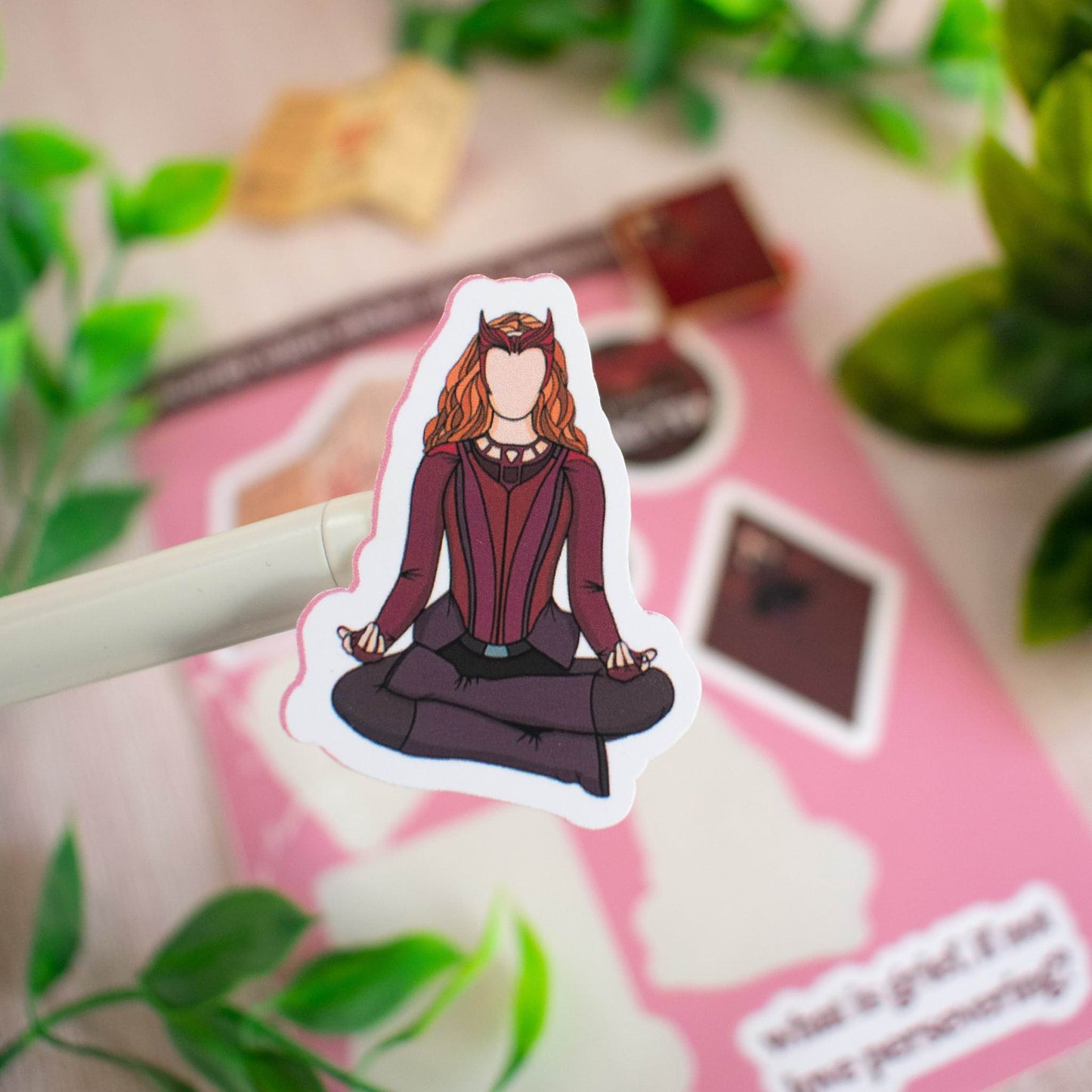 Scarlet Witch - mezetto Lunamise Lunamise