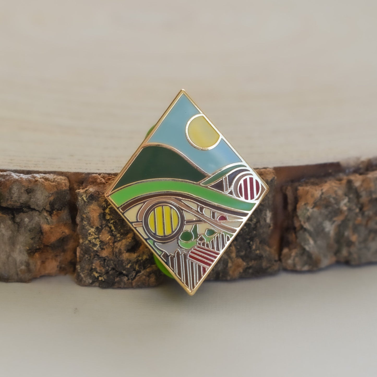 The Shire - mezetto Lunamise Lunamise